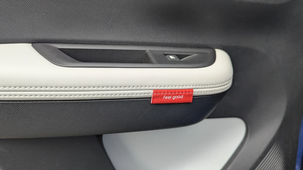 2025 Citroën C3 hybride 110 - intérieur