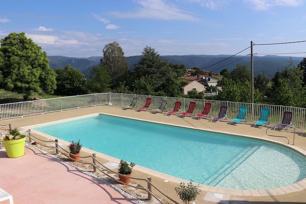Ardeche-lemaslachamp-exterieur-10.JPG