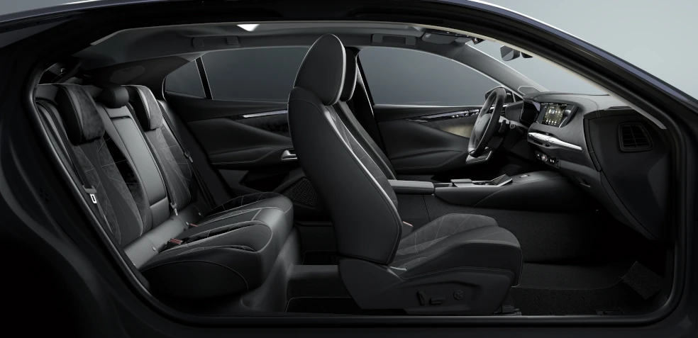 DS No. 4 2025 - the interior