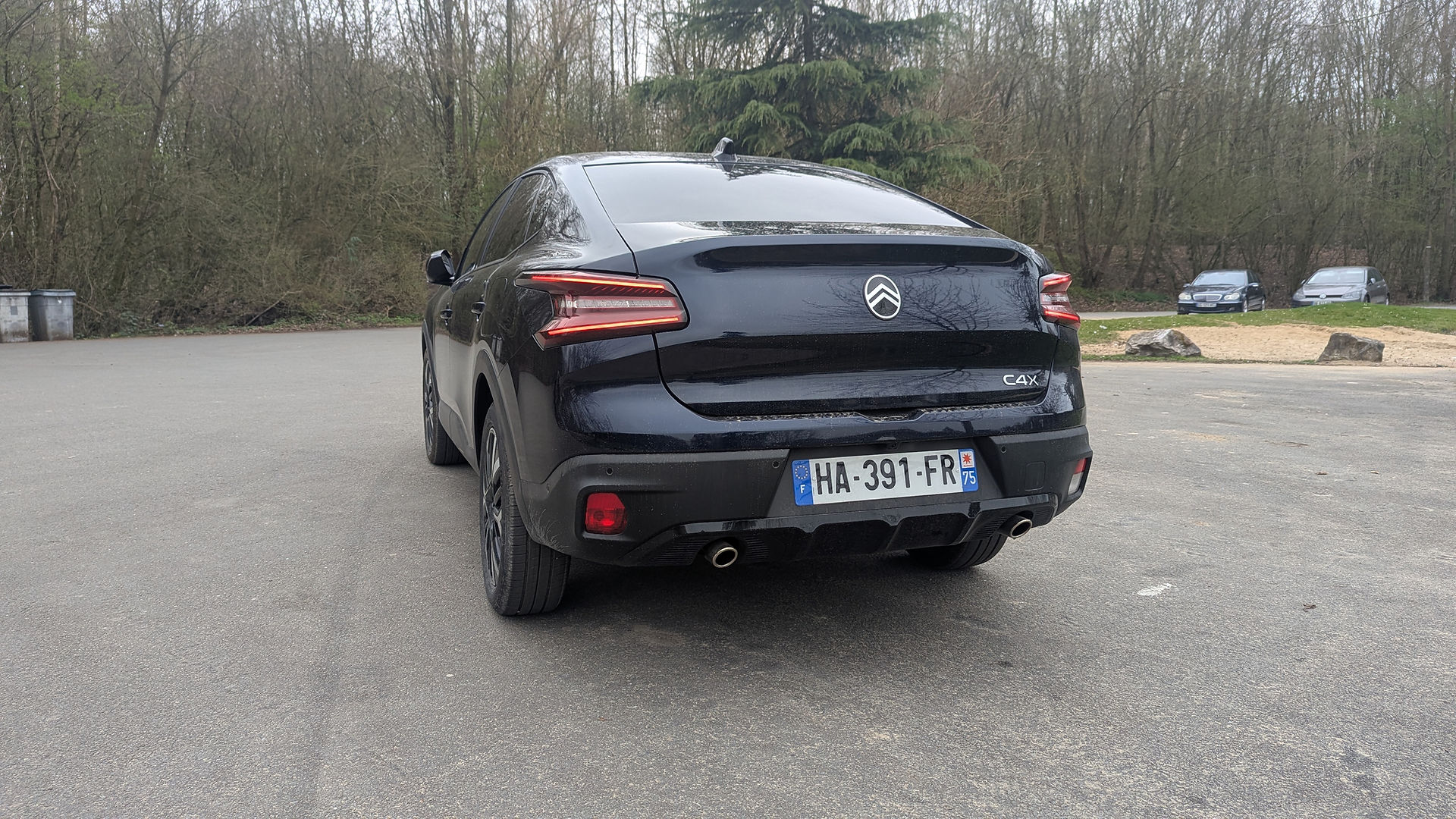 La Citroën C4 X hybride 145 à l'essai