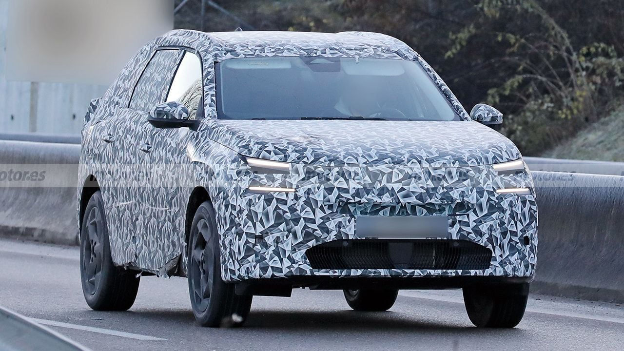 The future Citroën C5 Aircross under test
