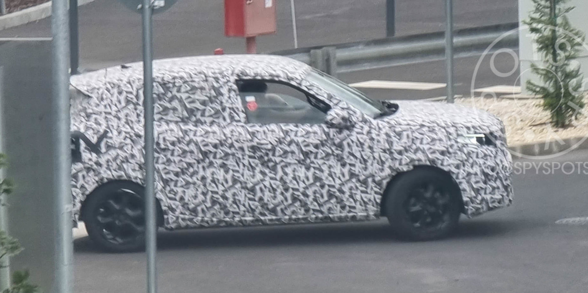 La future Citroën C3 européenne vue de profil
