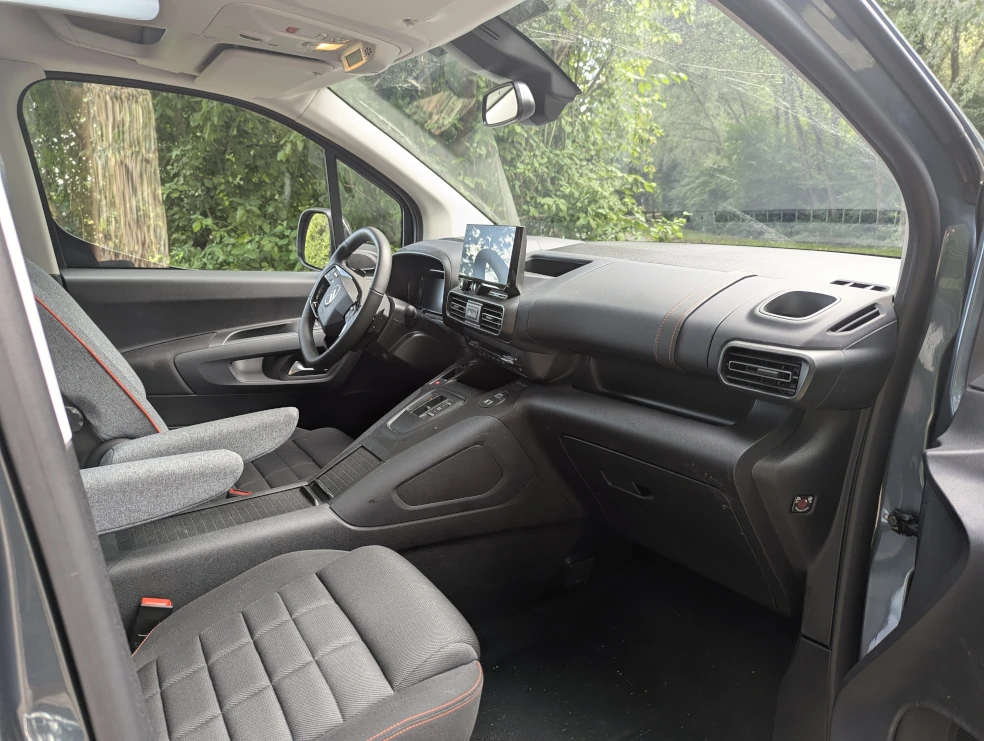 2025 Citroën ë-Berlingo