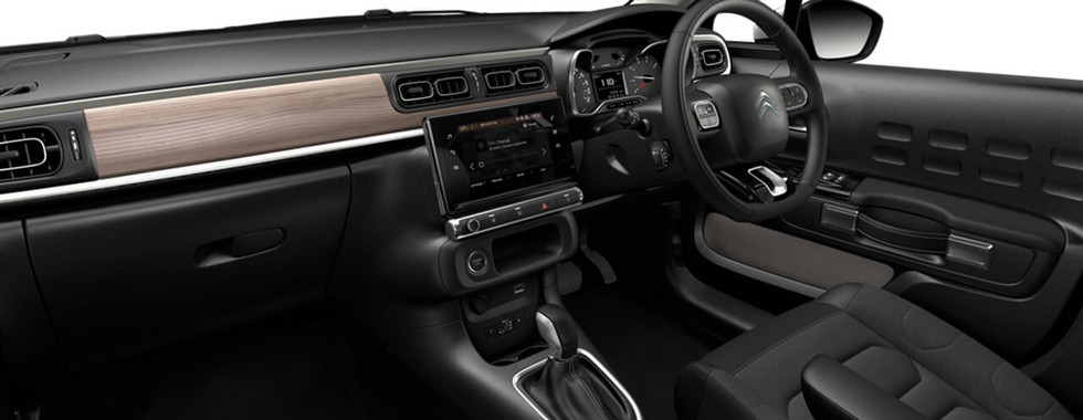 L'intérieur de la Citroën C3 Édition Noire au Japon