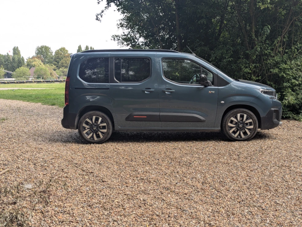 2025 Citroën ë-Berlingo