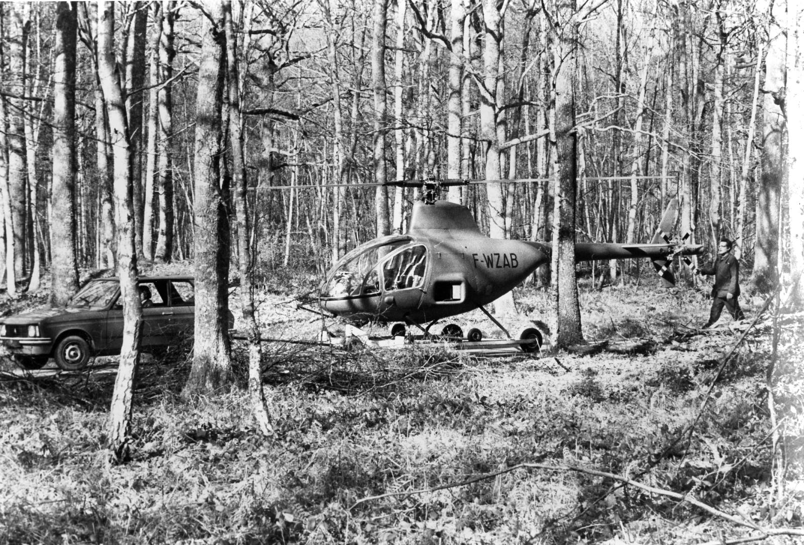 The Citroën Re-2, the first helicopter with chevrons