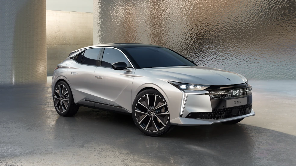 The DS N°4 2025 - the exterior