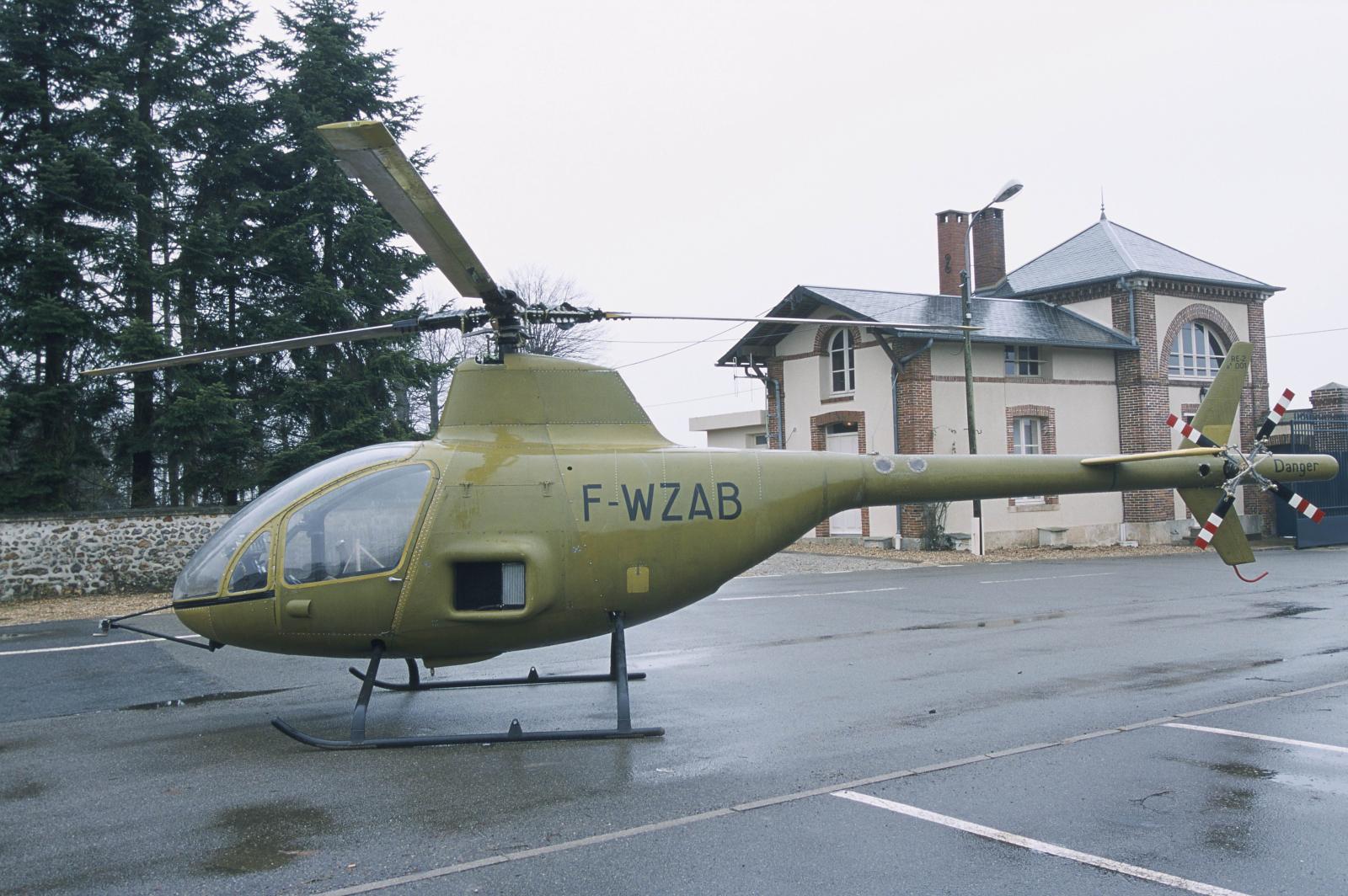 The Citroën Re-2, the first helicopter with chevrons