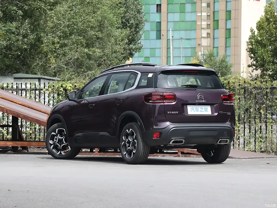 2027 Citroën C5 Aircross Chine