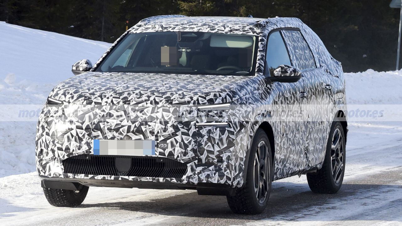 The future Citroën C5 Aircross 2025