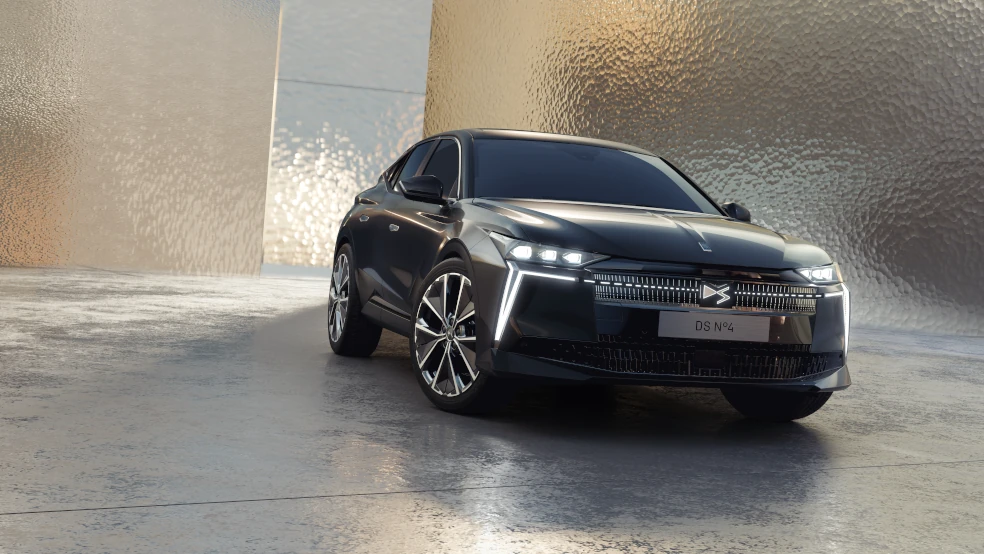 The DS N°4 2025 - the exterior