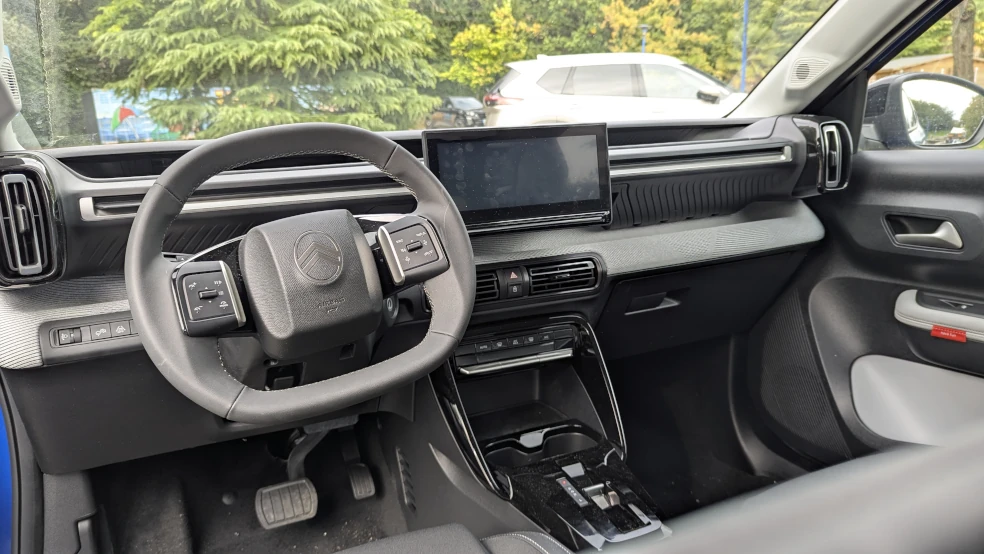 2025 Citroën C3 hybride 110 - intérieur
