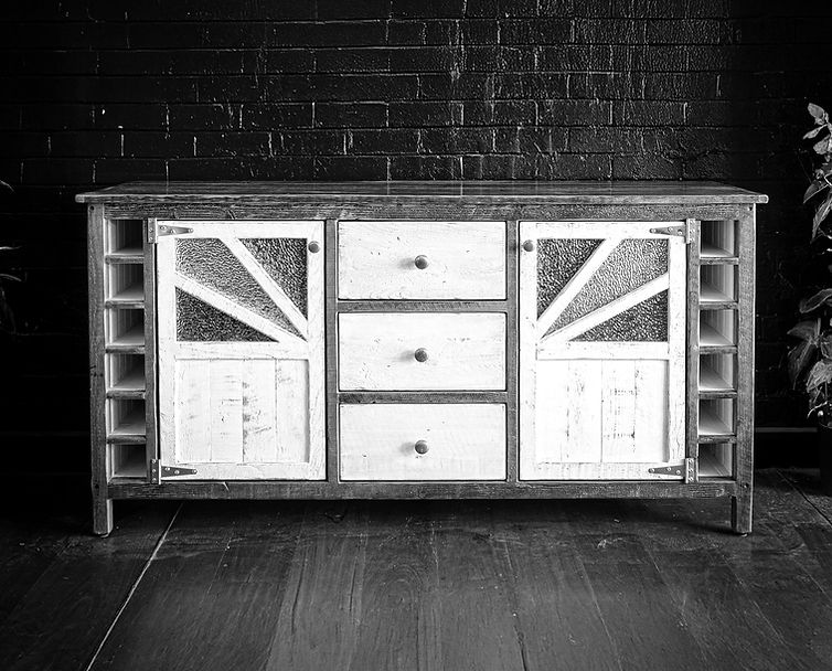 sunray with wine storage_edited.jpg