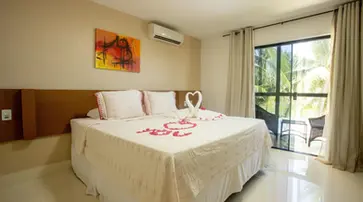 Quarto com cama no Croâ Mares Hotel 3