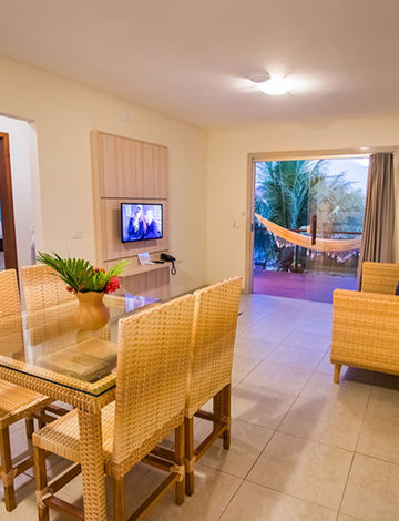 la-torre-resort-all-inclusive-suite-family.jpeg