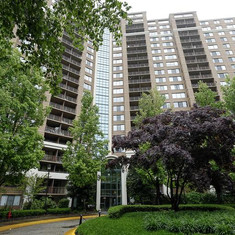 10101 Grosvenor Pl. #905 Rockville, MD 20852
