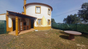 €180,000 | Almoster, Santarém Portugal