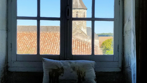 €98,000 | Charroux France