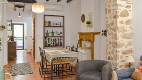 Rent: €700/mo | Jalón Spain