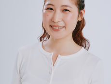 【出演情報】山﨑由華 デビュー、J-WAVE『EARLY GLORY』の新ナビゲーターに就任