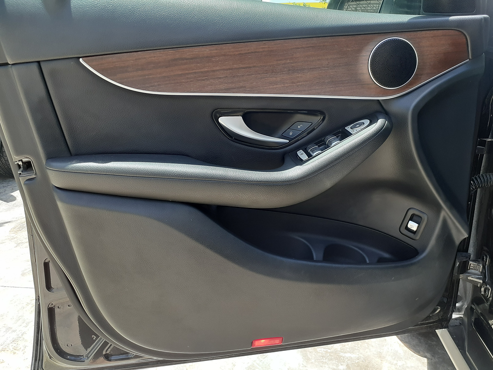 Miniatura: GLC300 4MATIC COMFORT