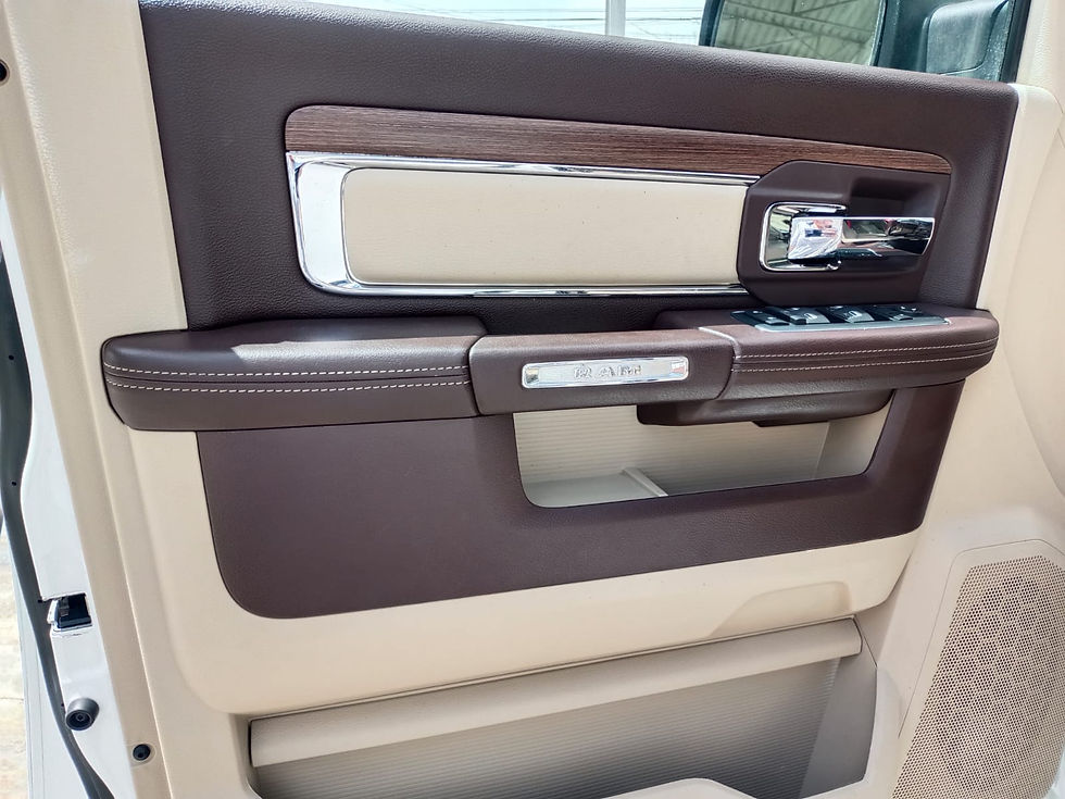 Miniatura: RAM2500 CREW CAB LARAMIE 4X4