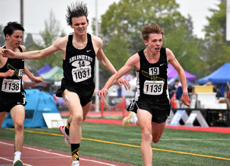 Weekend Roundup: Athletes battle through tough conditions at Tahoma Track Festival