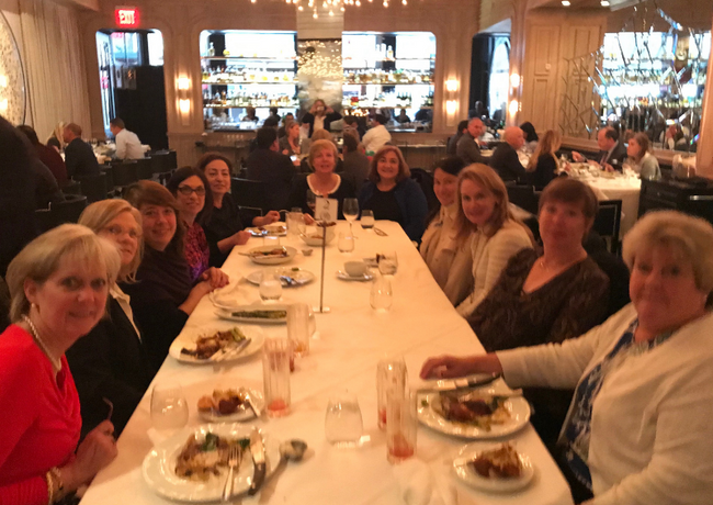 DearEvanHansenLunch2.png