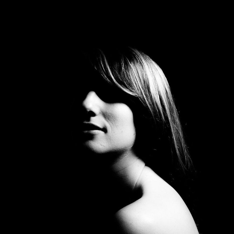 2a_high_contrast_bw