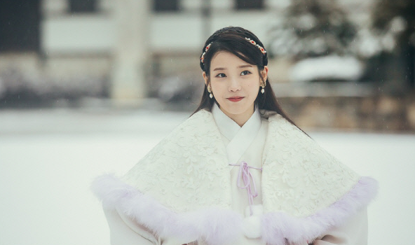 IU in a still from Moon Lovers: Scarlet Heart Ryeo (Image via SBS)