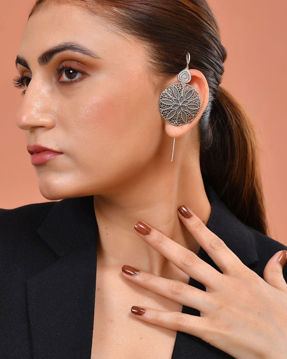 Thumbnail: Silver Toned Floral Design Oxidized Ear Cuff Earrings