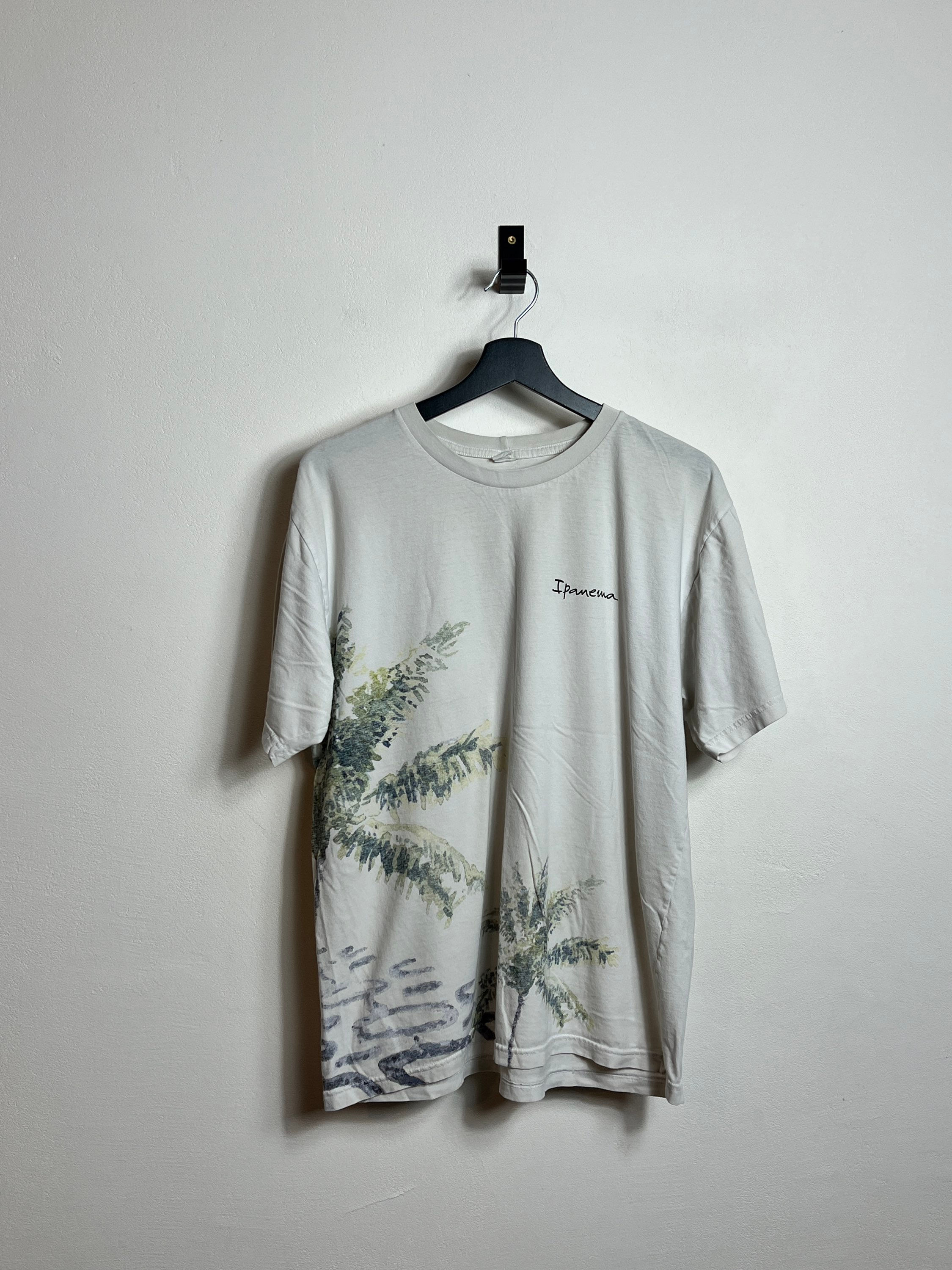 Vintage Ipanema Beach T Shirt M faded white Allover Print