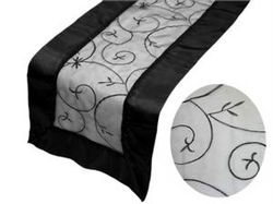 Runner Emb Black $2.00