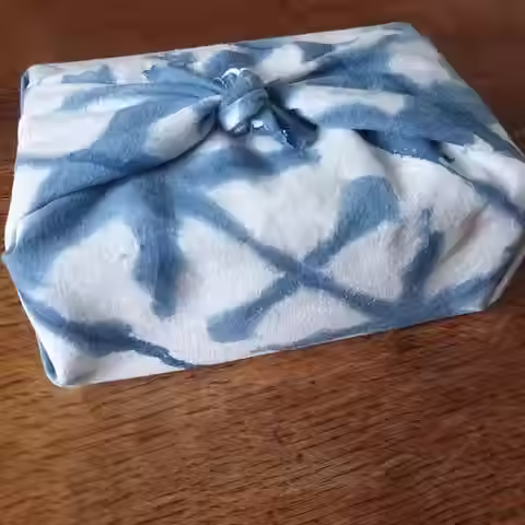Atelier shibori sur furoshiki 