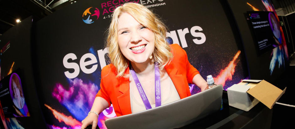 KEYNOTE SPEAKER PHOTOGRAPHY: LET ME BE YOUR PERSONAL PAPARAZZI