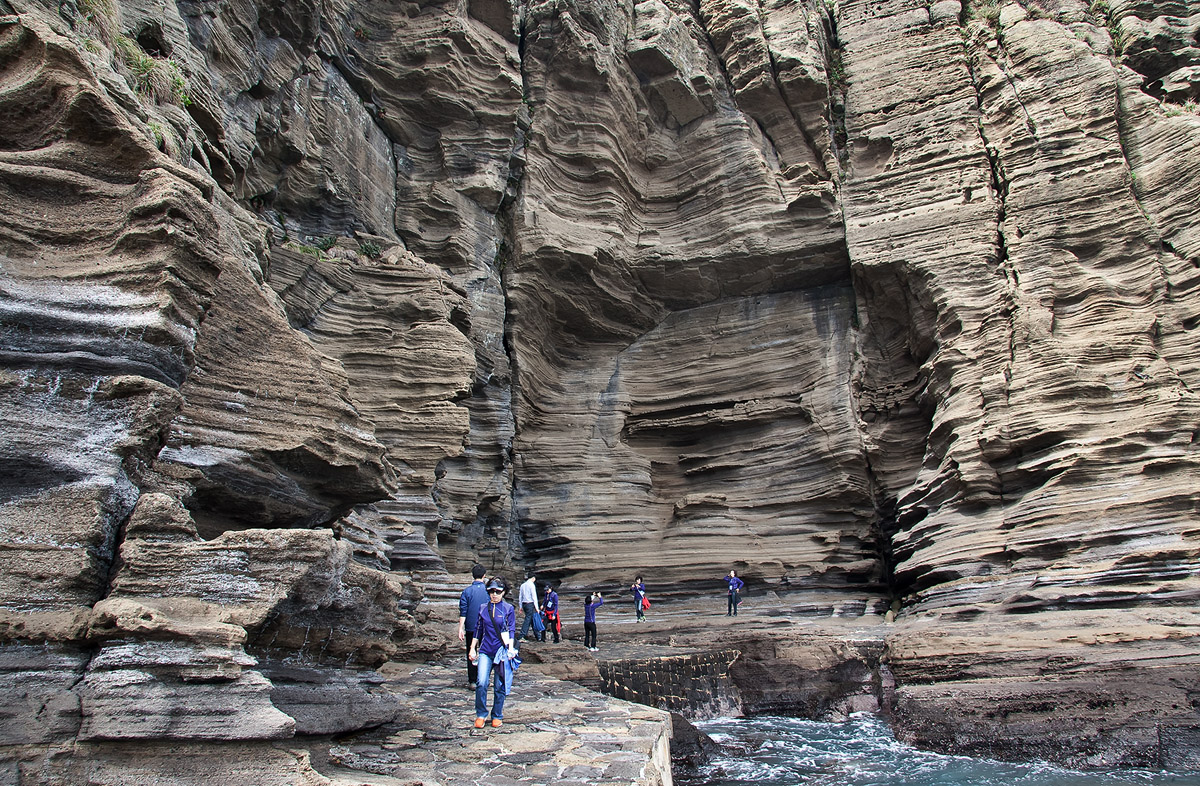 3-Day Highlights of Jeju Island Tour photo 4