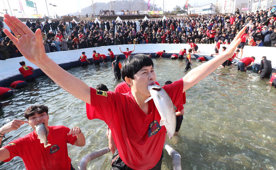 Hwacheon Trout Ice Festival Tour photo 2