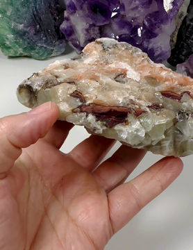 Thumbnail: Red Layered Calcite