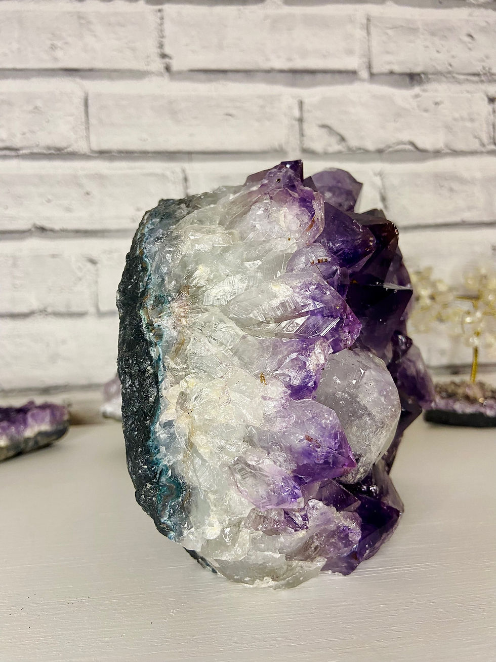 Thumbnail: Amethyst lamp