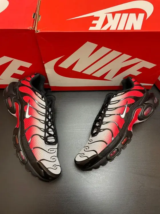 Nike Air Max Plus TN, Fiery Reds