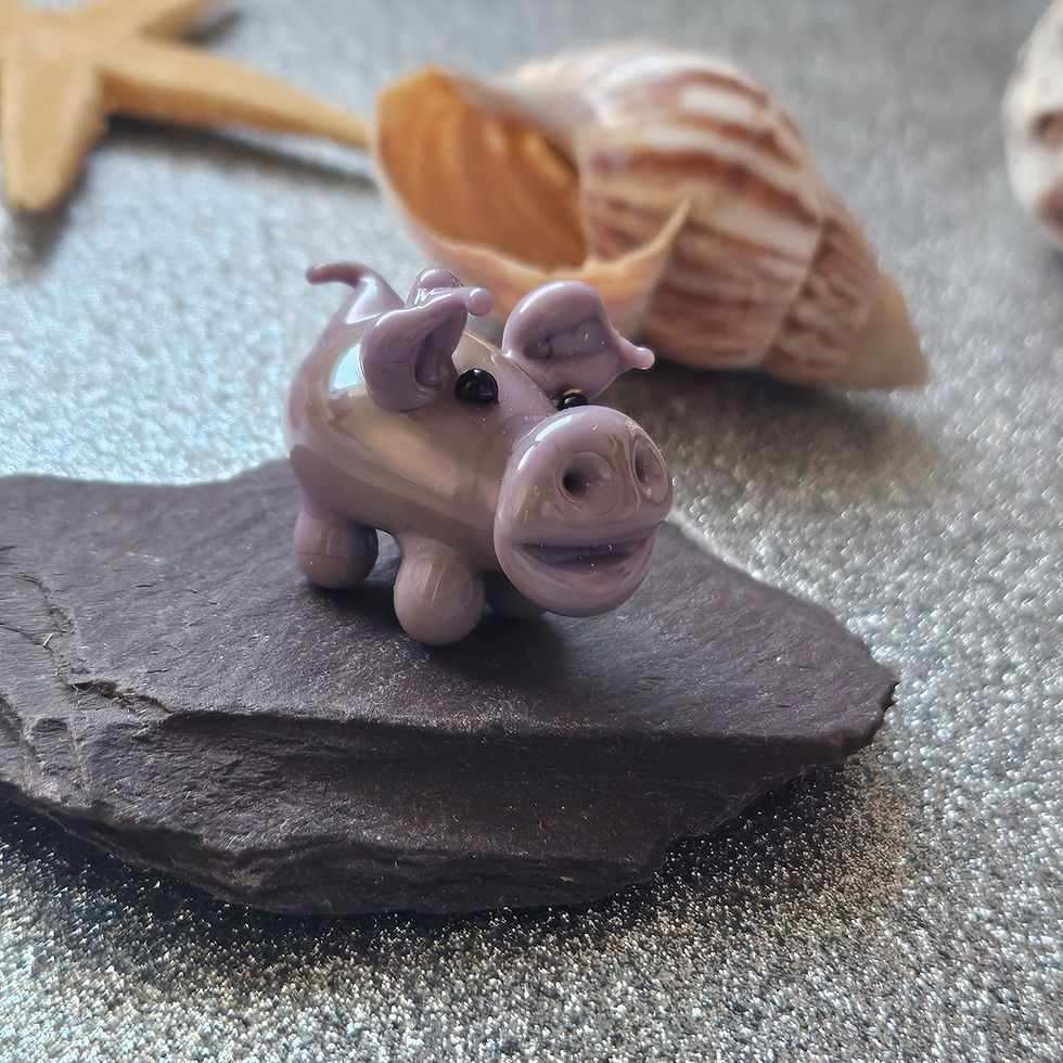 Thumbnail: Purple Glass Pig Figure