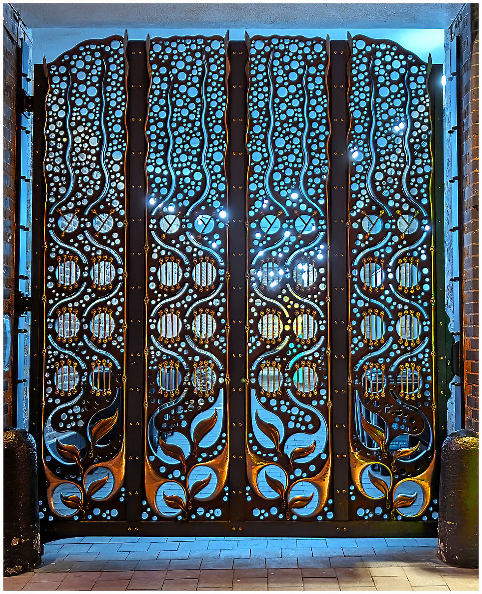 Covent Garden Gate - London