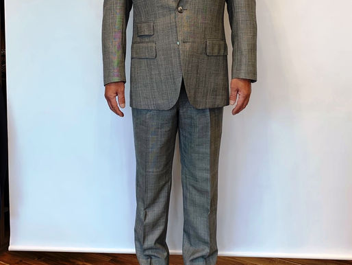 S様のスーツ。