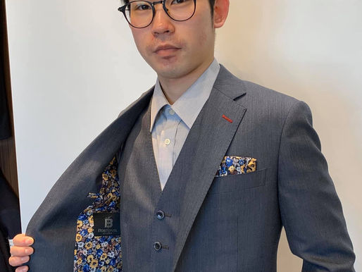 先日、ご友人4人で来店されたお客様