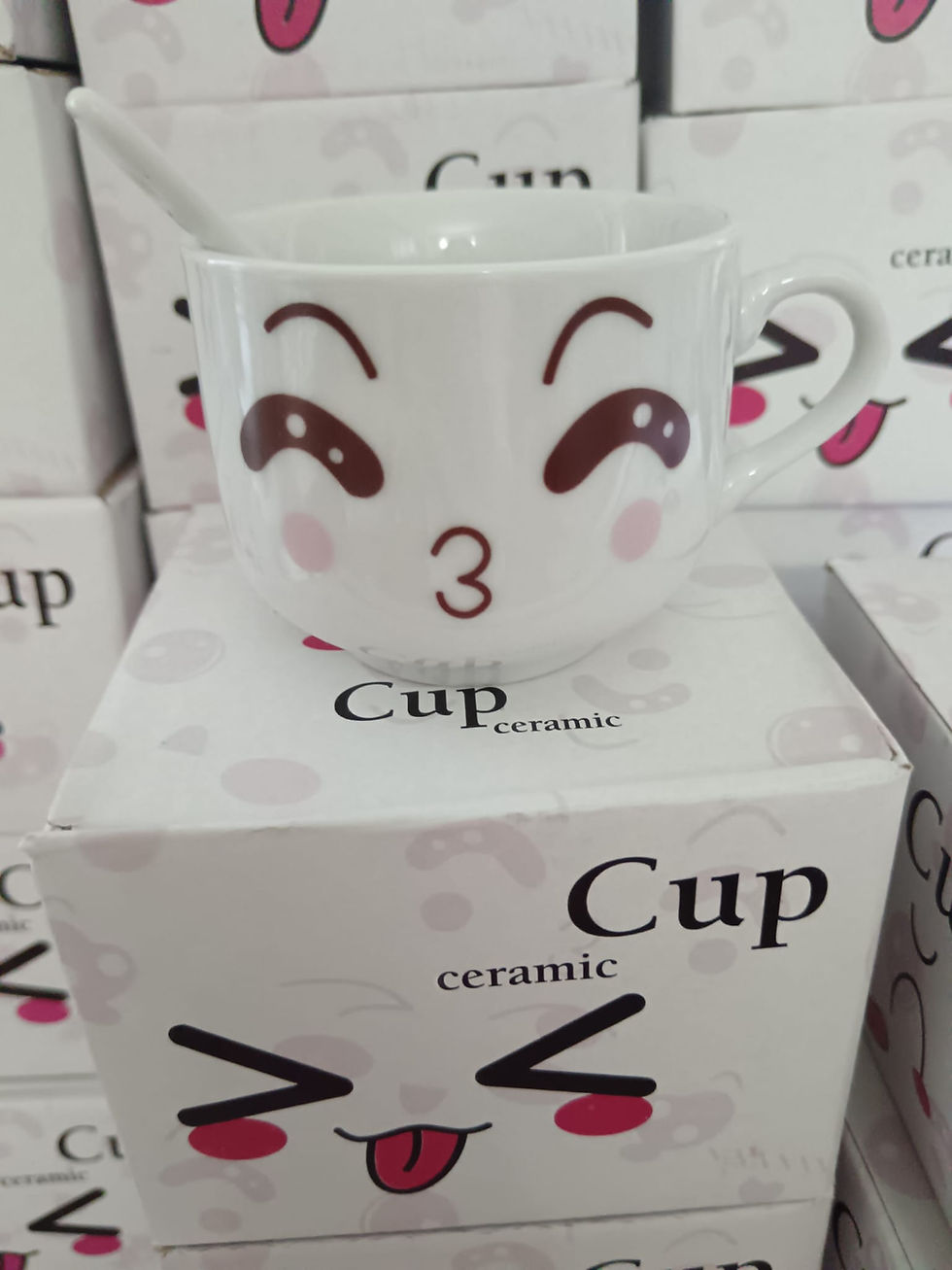 Miniatură: Ceasca cu linguriță din porțelan 