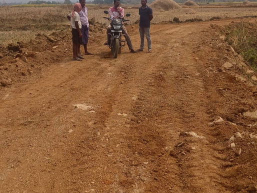మట్టిరోడ్లతో మహాయాతన