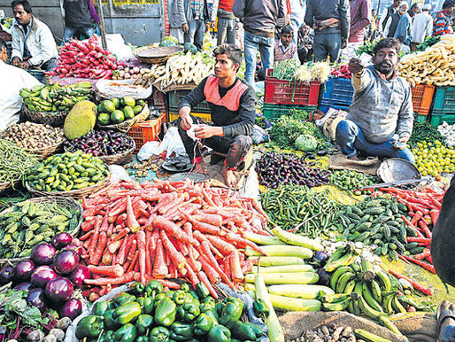 ప్రజల కొనుగోలు శక్తి క్షీణిస్తోంది