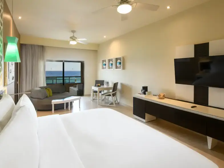 El Dorado Seaside Suites Resort