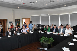 Notifican turno de iniciativas constitucionales para autonomía de la FGE