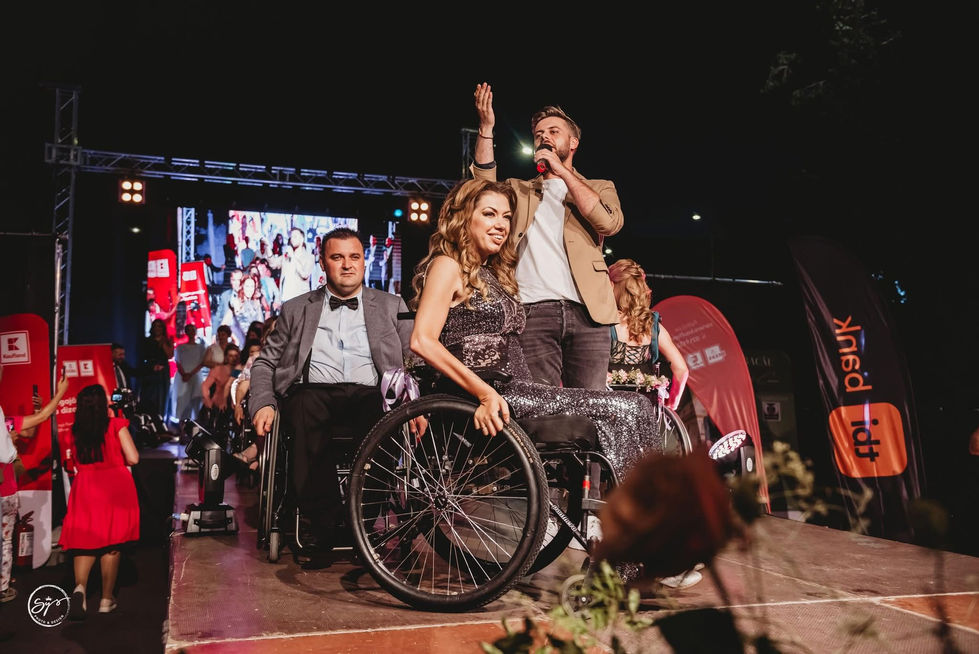 ATYPIC BEAUTY GALA BACAU 3